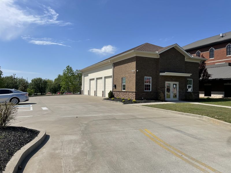 543 Memorial Blvd, Murfreesboro, TN 37129