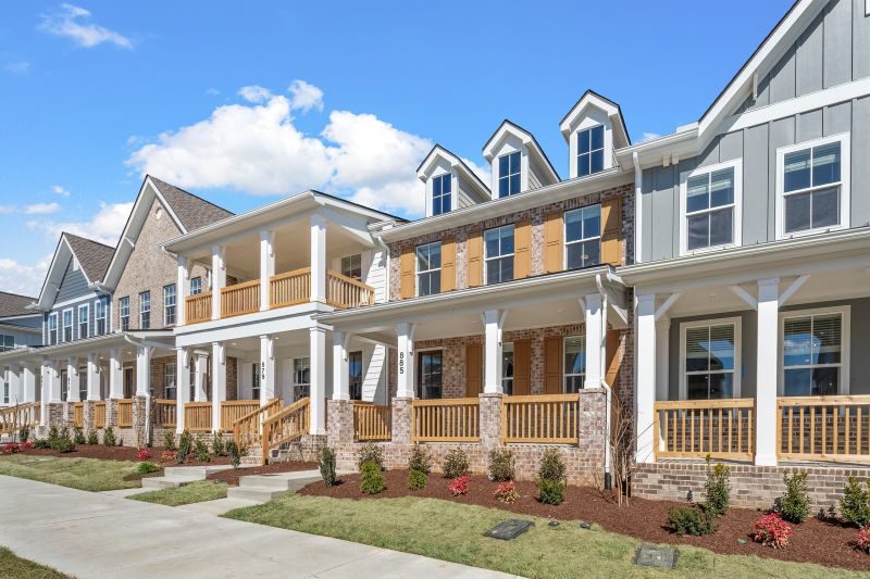 885 Braidwood Ln, Franklin, TN 37064