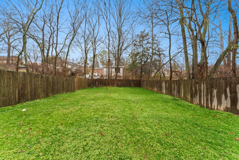 354A Leo Ln, Nashville, TN 37211