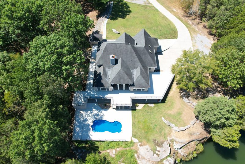 2021 Woods Rn, Mount Juliet, TN 37122