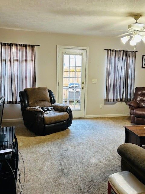 4025 George Buchanan Dr, La Vergne, TN 37086