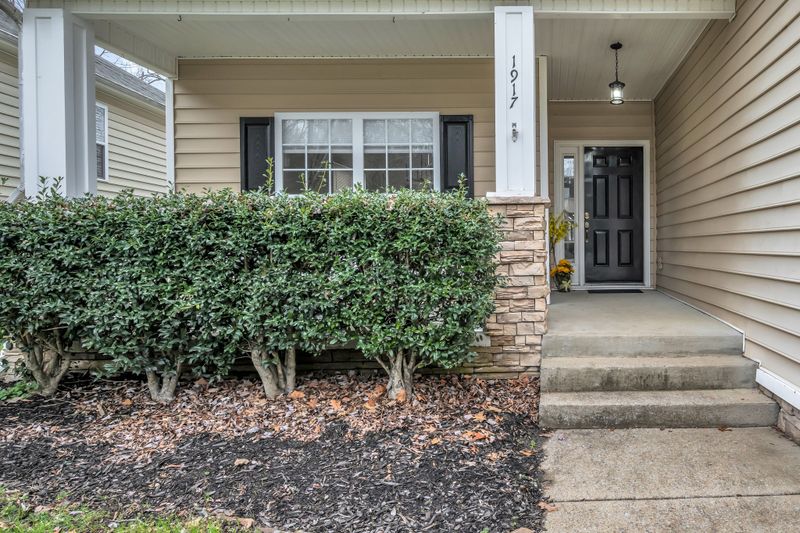 1917 Deep Woods Trl, Nashville, TN 37214