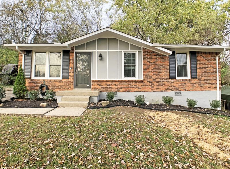 112 Mountainwood Dr, Hendersonville, TN 37075