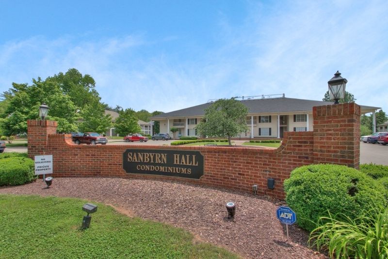 1280 Middle Tennessee Blvd #H1, Murfreesboro, TN 37130