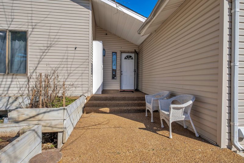 3460 Donna Kay Dr, Nashville, TN 37211