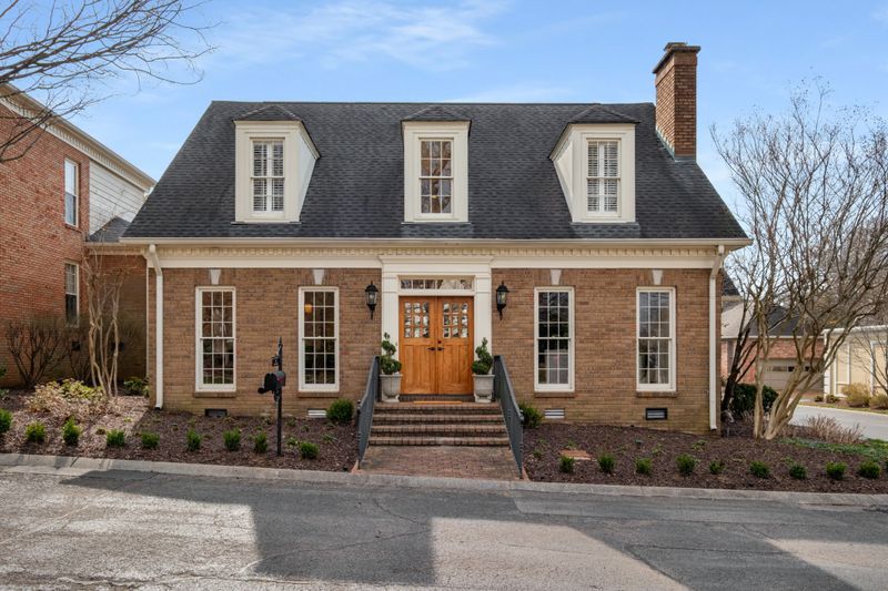 62 Revere Pk, Nashville, TN 37205