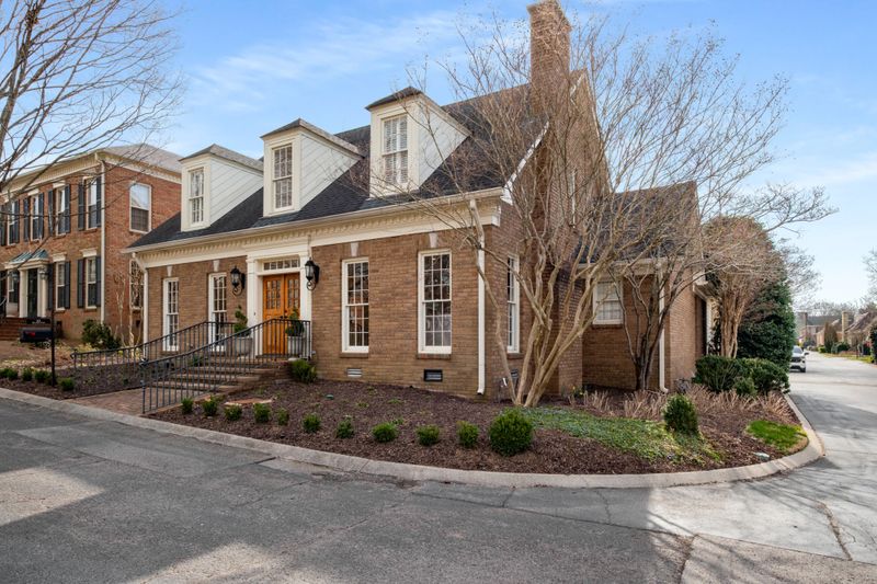 62 Revere Pk, Nashville, TN 37205