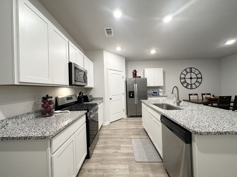101 Welara St, Murfreesboro, TN 37129