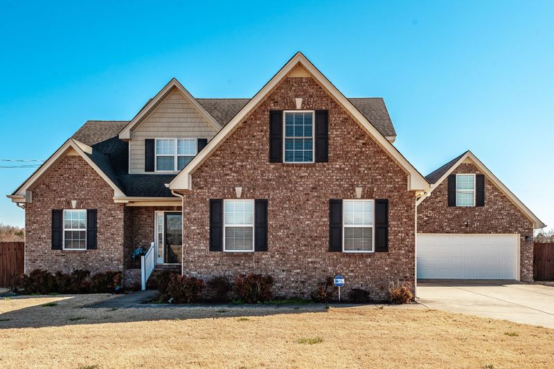 1106 Stratus Dr, Murfreesboro, TN 37127