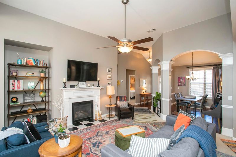 3557 Fair Meadows Dr, Nashville, TN 37211