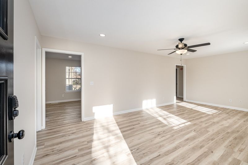 2429 Canterbury Chase, Murfreesboro, TN 37128