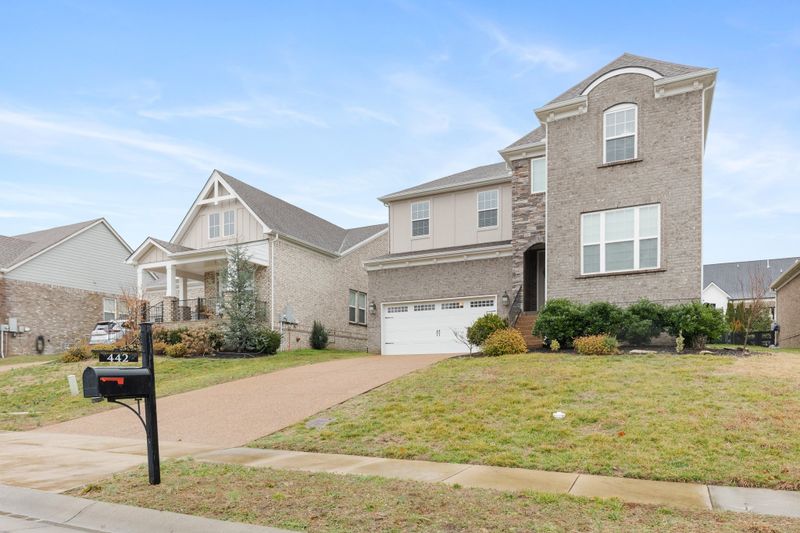 442 Edenfield Ps, Nolensville, TN 37135