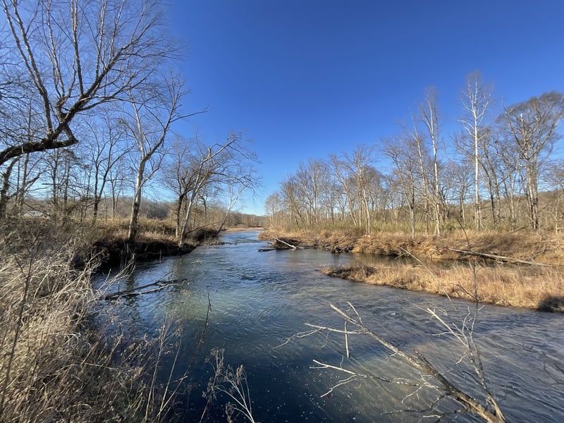 3 Yellow Creek Rd, Vanleer, TN 37181
