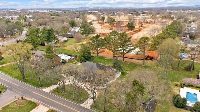 2115 Battleground Dr, Murfreesboro, TN 37129