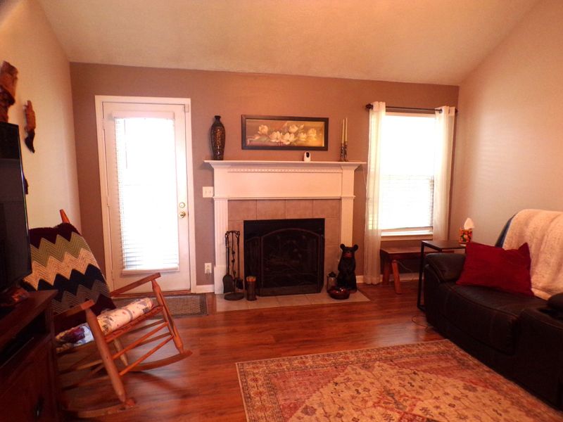 3020 Roscommon Dr, Murfreesboro, TN 37128