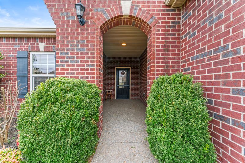 1060 Campbell Ave, Gallatin, TN 37066