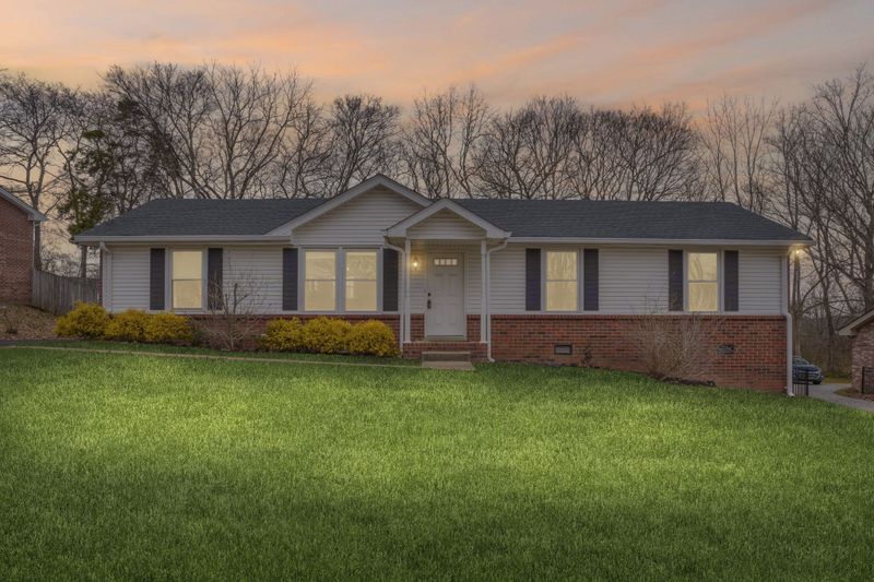 108 Hillwood Ct, Hendersonville, TN 37075