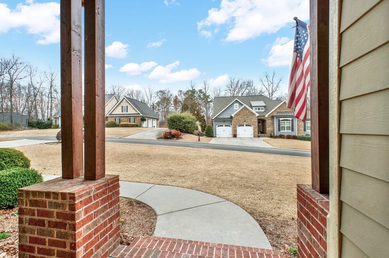 3255 Hidden Lake Rd, Dalton, GA 30721