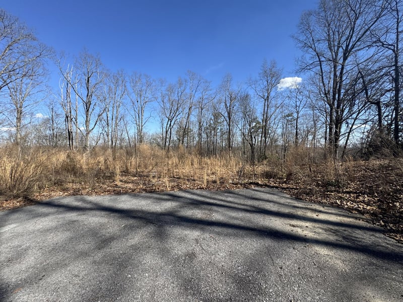 37 Village Dr, Cohutta, GA 30710