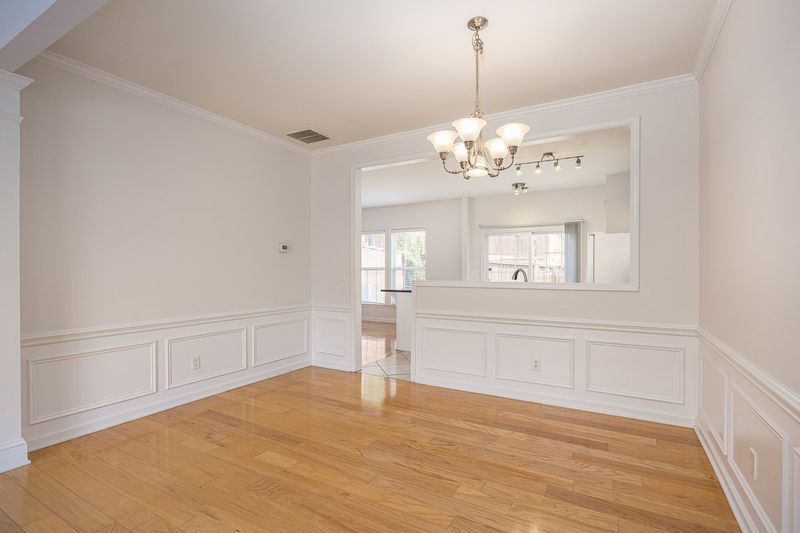 453 Old Towne Dr, Brentwood, TN 37027