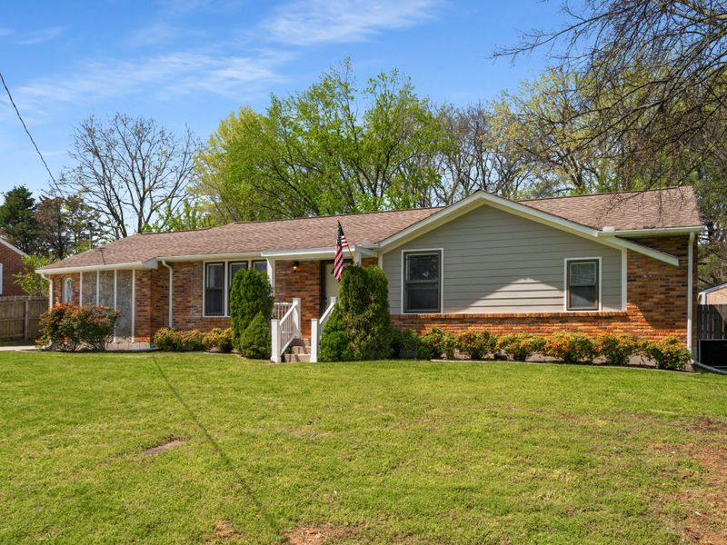 4733 Danby Dr, Nashville, TN 37211