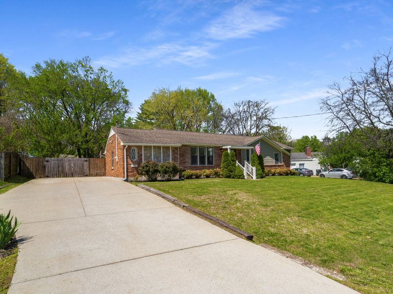 4733 Danby Dr, Nashville, TN 37211
