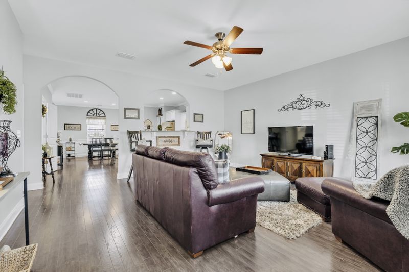 5826 Enclave Dr, Murfreesboro, TN 37128
