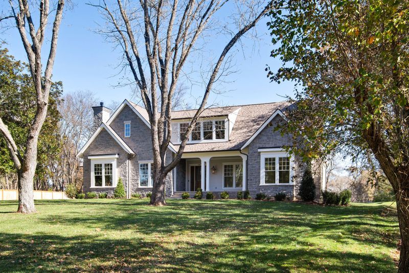 718 Davis Dr, Brentwood, TN 37027