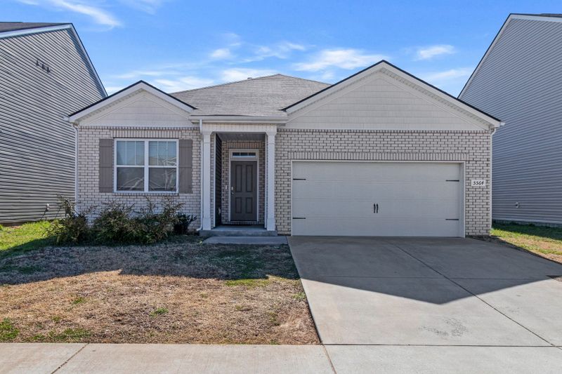 5564 Hickory Woods Dr, Antioch, TN 37013