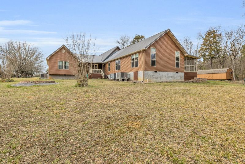 380 Jill Ln, Chickamauga, GA 30707