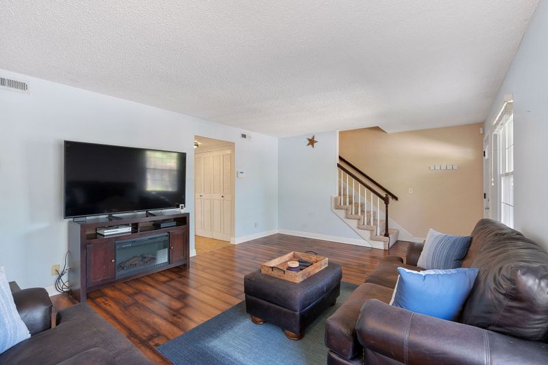 5510 Country Dr #20, Nashville, TN 37211