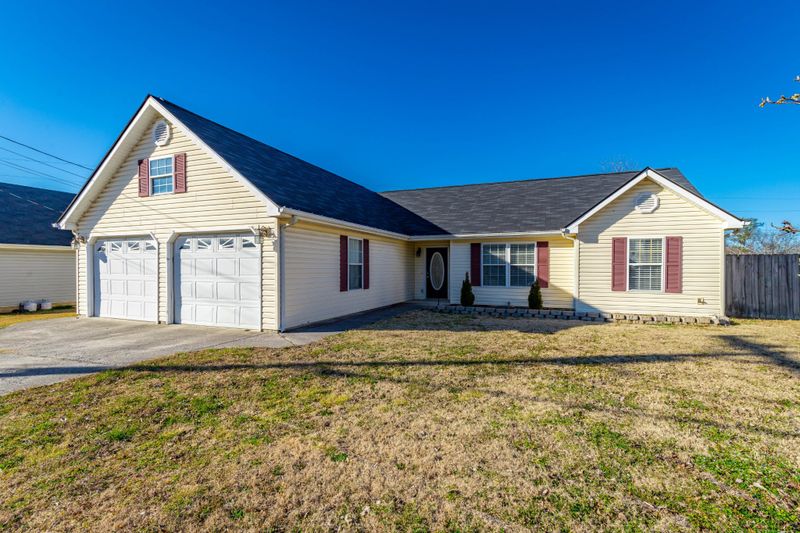 713 Colony Cir, Fort Oglethorpe, GA 30742