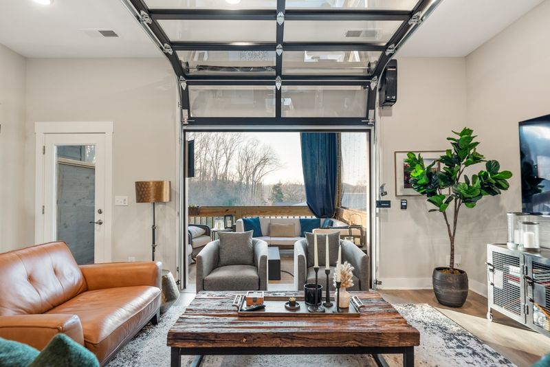 251 Stonecrest Cir, Nashville, TN 37209
