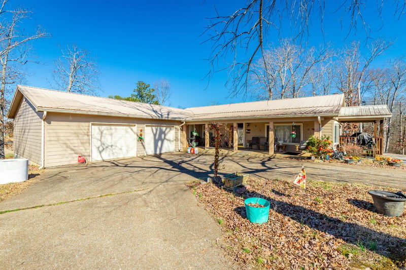 85 Deer Ln, Ringgold, GA 30736