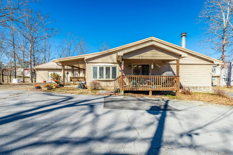 85 Deer Ln, Ringgold, GA 30736