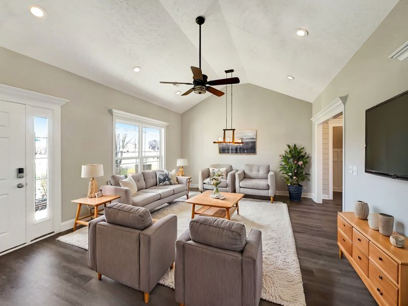 213 Drema Ct, Murfreesboro, TN 37127