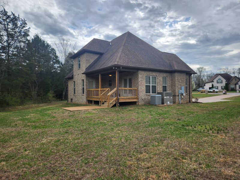 22 Colchester Pt, Lebanon, TN 37087