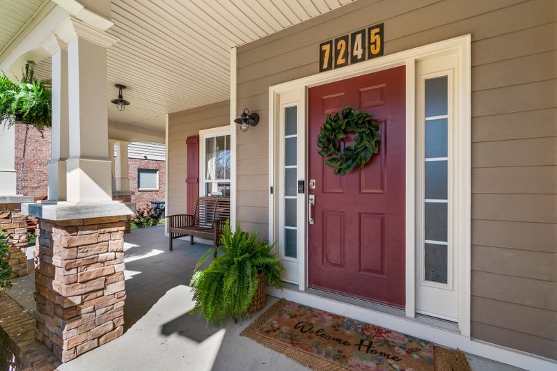 7245 Riverfront Dr, Nashville, TN 37221