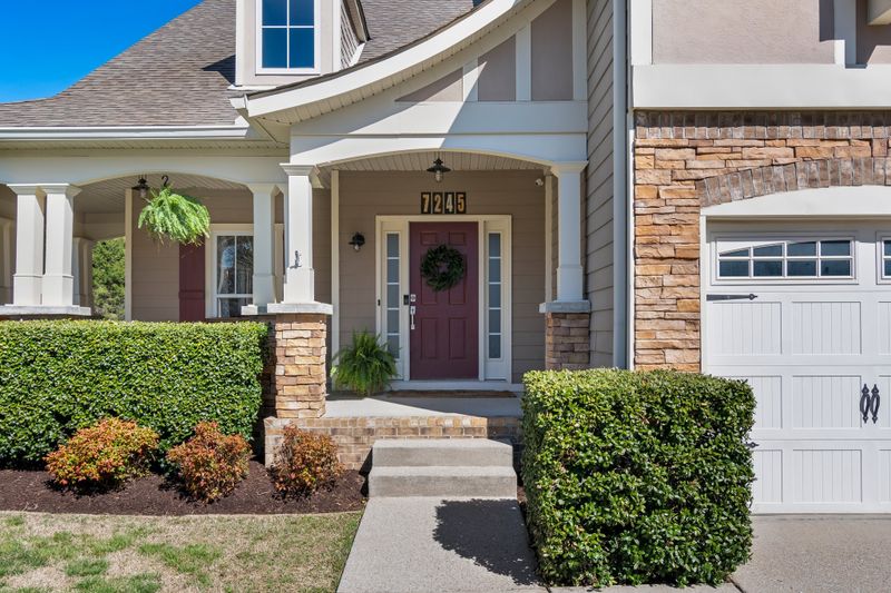 7245 Riverfront Dr, Nashville, TN 37221