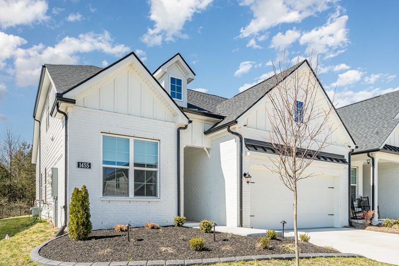 1455 Autumn Leaf Ln, Mount Juliet, TN 37122