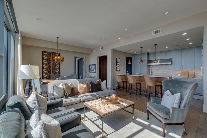 1212 Laurel St #2303, Nashville, TN 37203