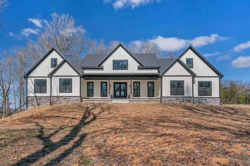 2165 Trammel Ln, Lebanon, TN 37090