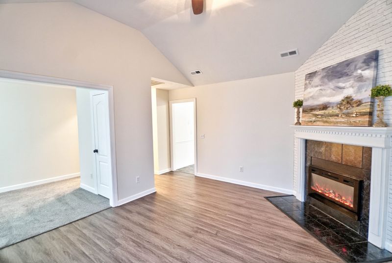 1202 Peachtree St, Murfreesboro, TN 37129