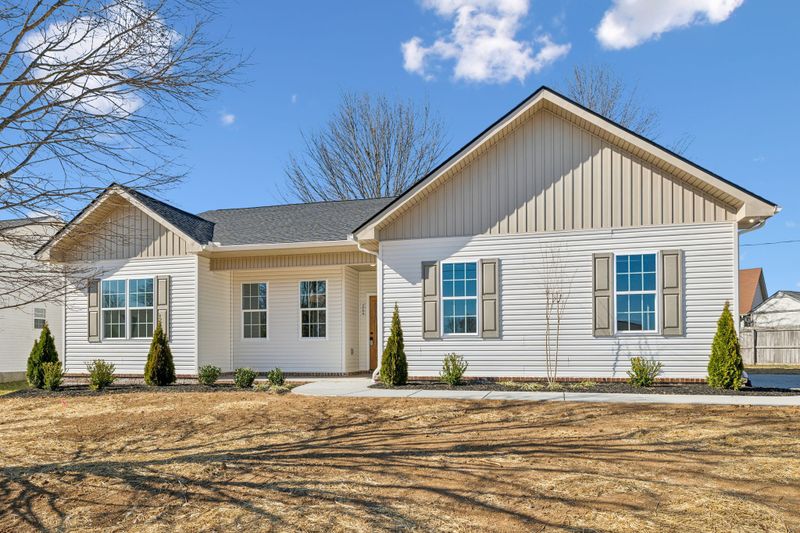 2800 Belle Meade Pl, Columbia, TN 38401