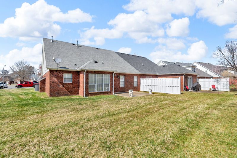649 Stonetrace Dr, Murfreesboro, TN 37128