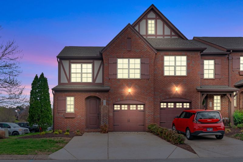 536 Millwood Ln, Mount Juliet, TN 37122