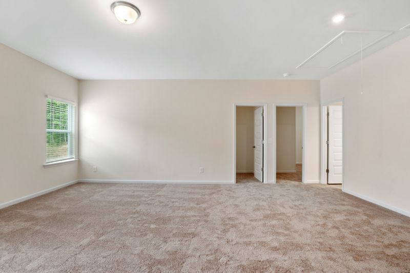 1033 Southerlynn Dr, White House, TN 37188