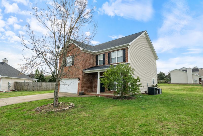 6010 Twin Feather Rn, Spring Hill, TN 37174