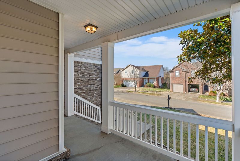 7136 Riverfront Dr, Nashville, TN 37221