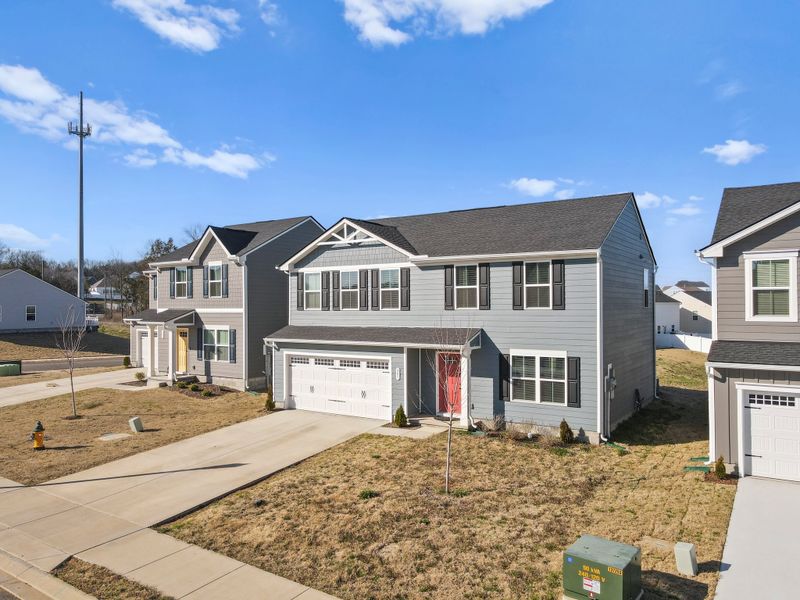 205 Gallant Fox Dr, Smyrna, TN 37167